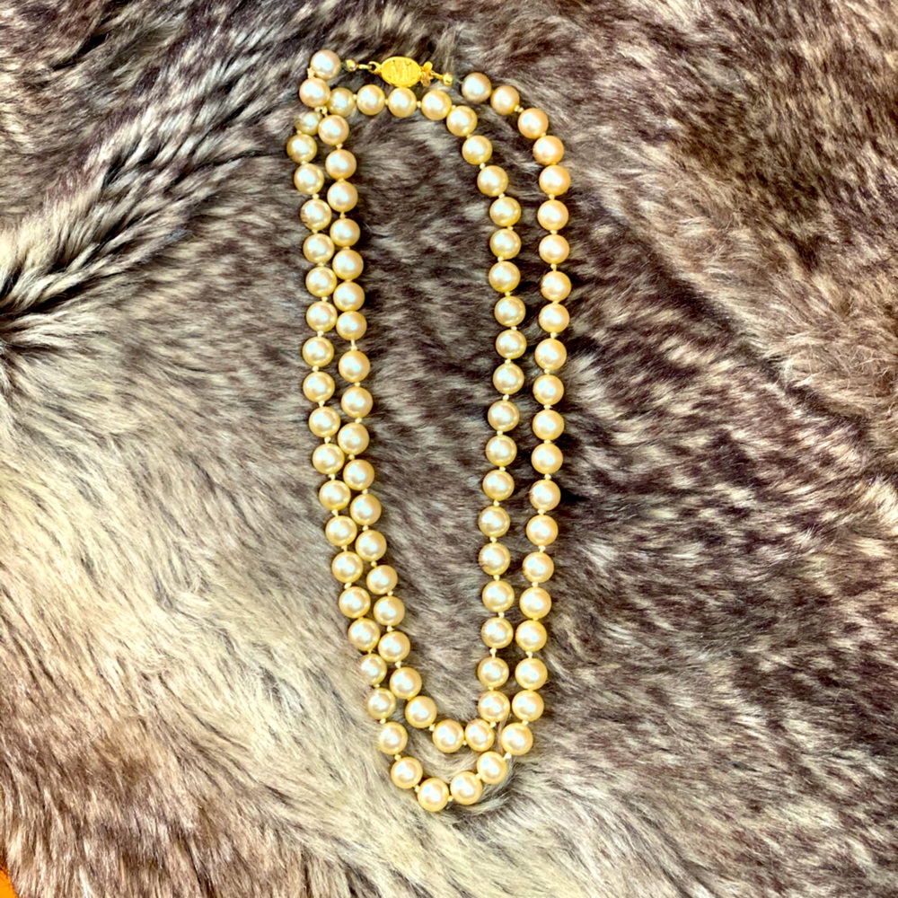 Neiman Marcus pearls 31 inch